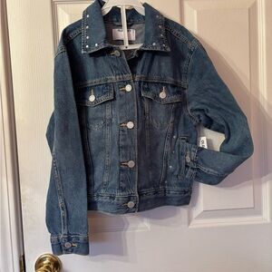 Old Navy Classic Blue Denim Jacket with studded collar!New with tags SZ 8 girls